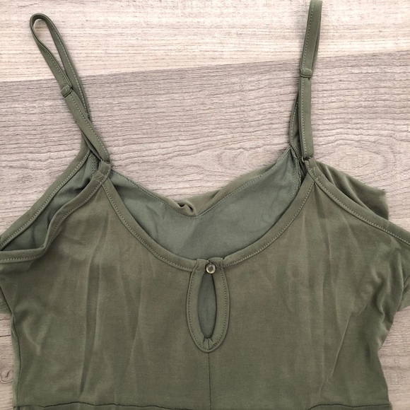 Green Flowy Mini Dress - Picture 4 of 5